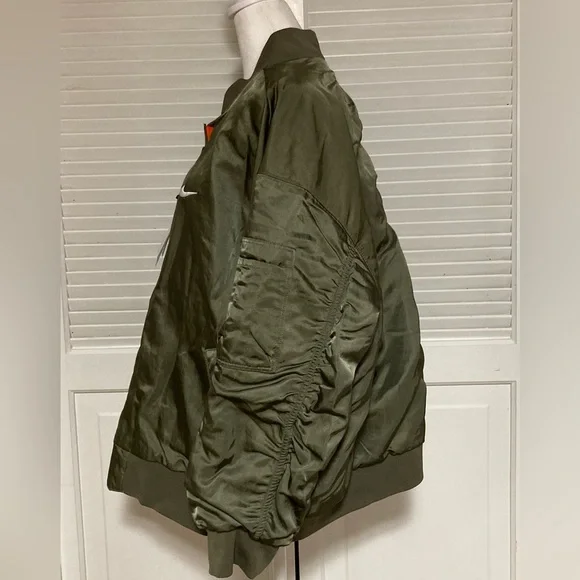 NWT Nike Loose Fit Reversible Jacket Plus Size 2X - Picture 9 of 15